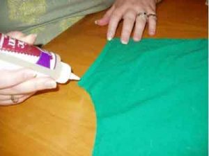 Comment faire un body pour chien avec un tee shirt